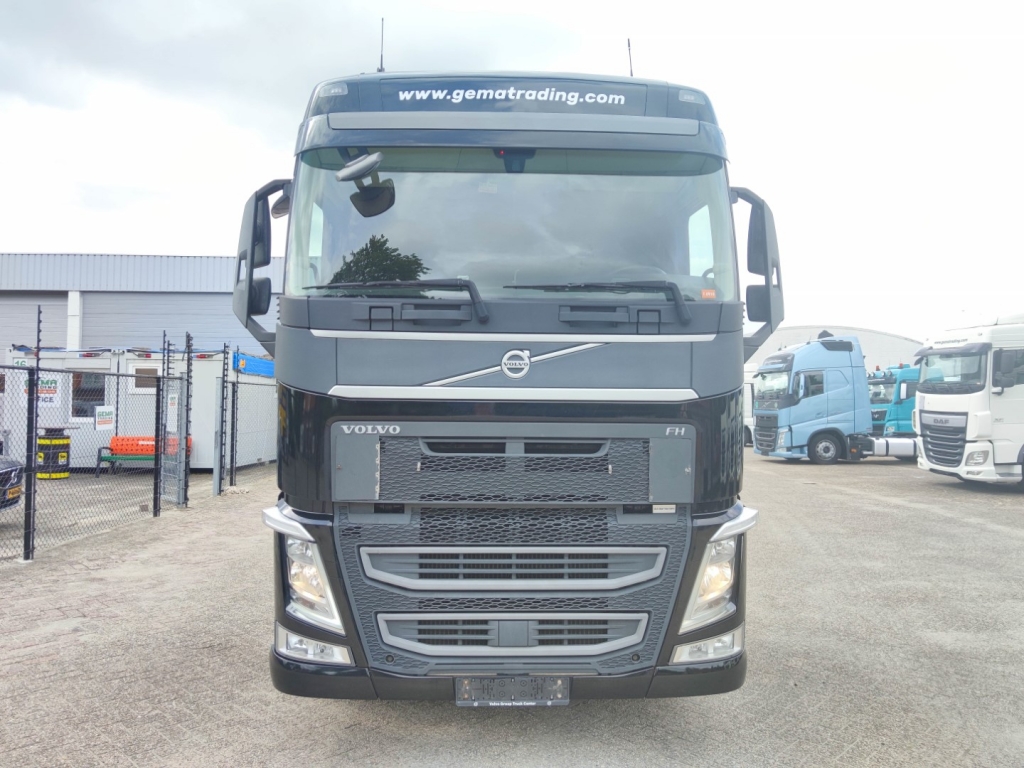 Volvo FH420 4x2 HB Globetrotter Euro6 - 2 Tanks - 5 units in stock!