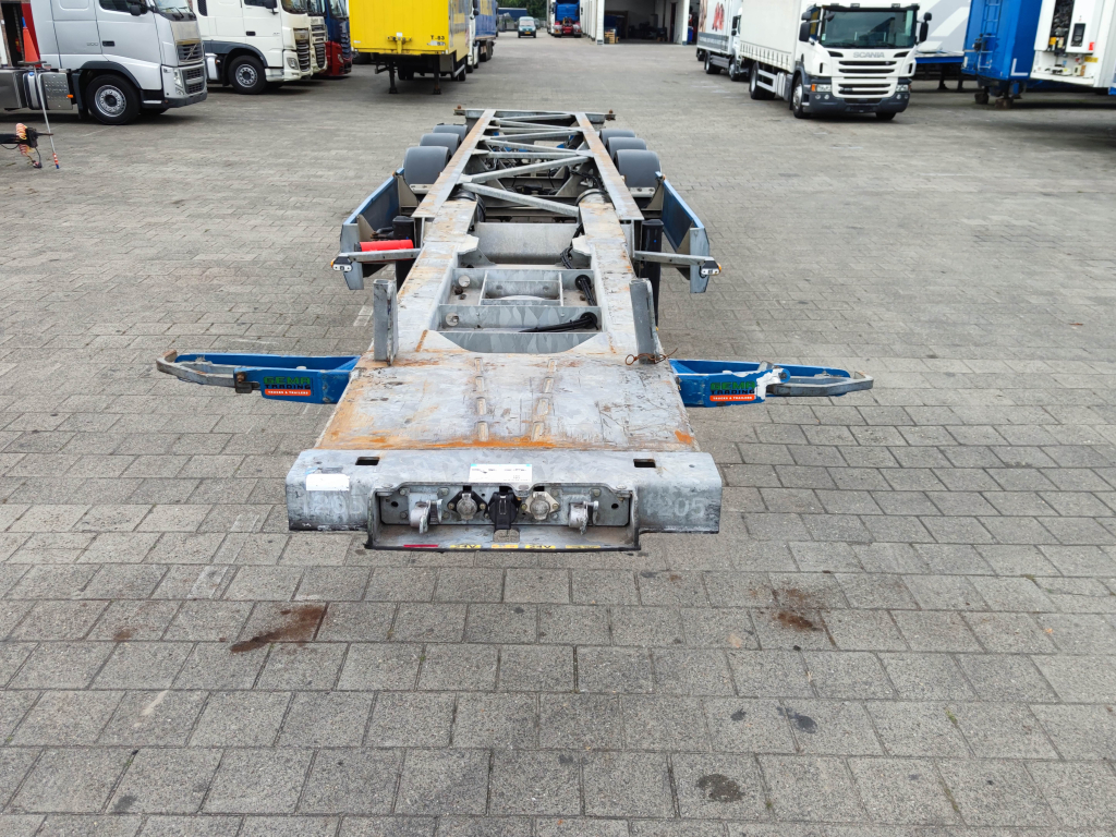 Van Hool A3C002 3 Axle ContainerChassis 40/45FT - Galvinised Chassis - 4420KG EmptyWeight
